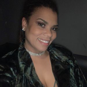 Meet your Posher, Anya